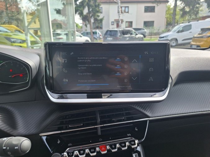 Peugeot 2008, Peugeot 2008 STYLE 1.2 TURBO 100k MAN6, barva bílá