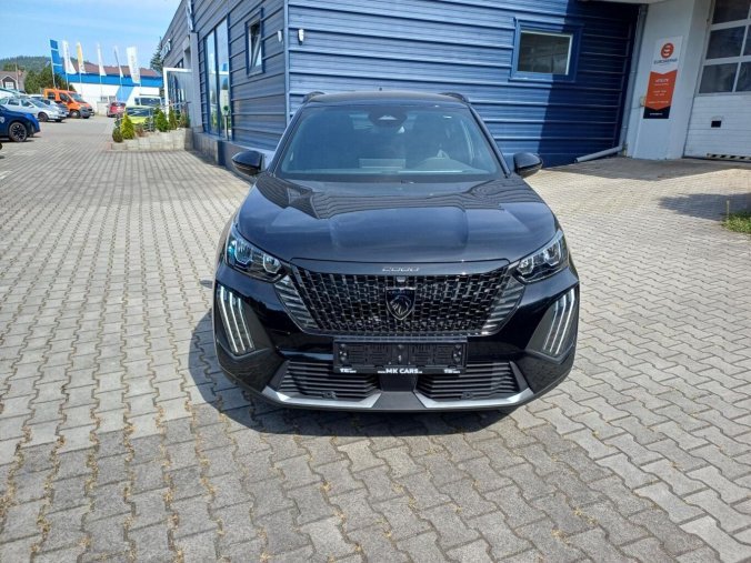 Peugeot 2008, Peugeot 2008 ALLURE 1.2 PureTech 100k, barva černá