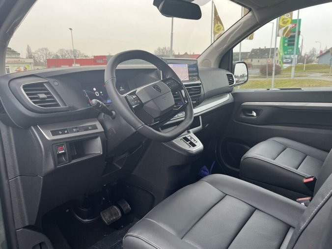 Peugeot Traveller, Peugeot Traveller Allure Standard 2.0 BlueHDi 180 S&S EAT8, barva zelená