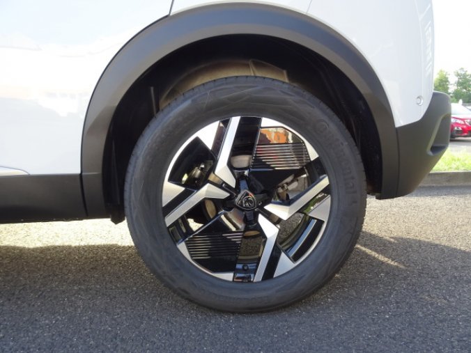 Peugeot 2008, ALLURE 1.2 PureTech 100k MAN6, barva bílá