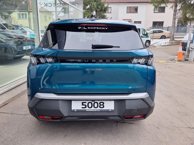 Peugeot 5008, Peugeot 5008 ALLURE Hybrid 145 e-DCS6, barva modrá