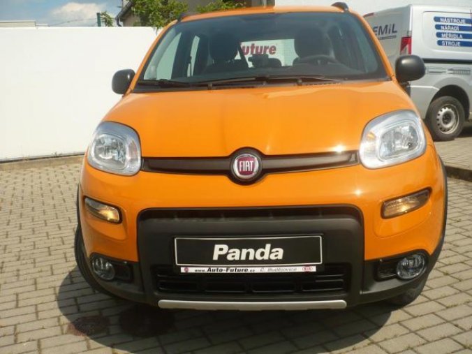 Fiat Panda, 4x4 0.9 twinAir Wild, barva oranžová