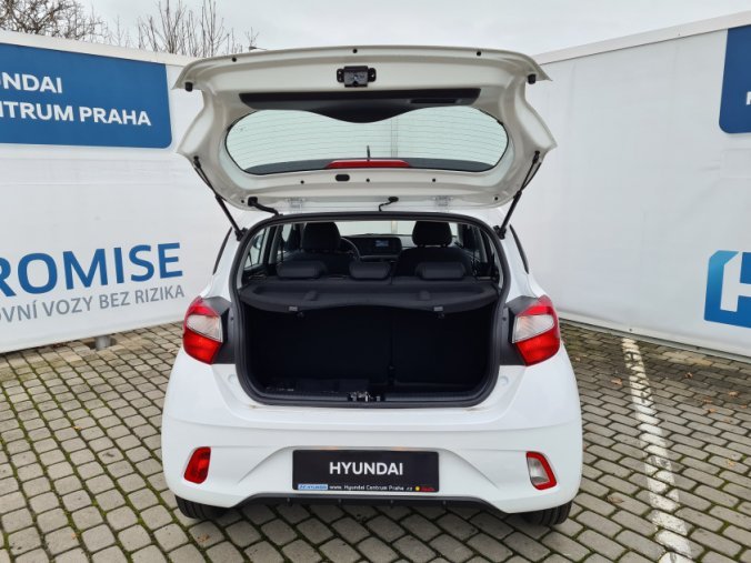 Hyundai i10, 1,0i 5 st. manuální, barva bílá