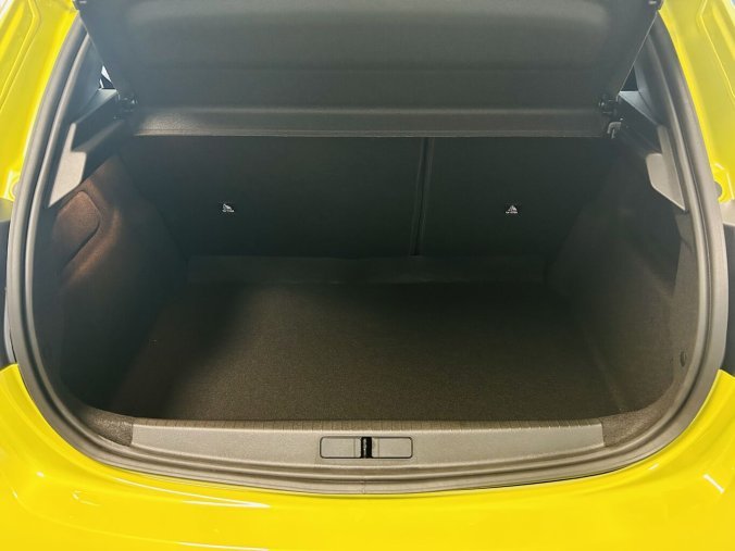 Peugeot 208, Peugeot 208 STYLE PureTech 100 S&S MAN6, barva žlutá