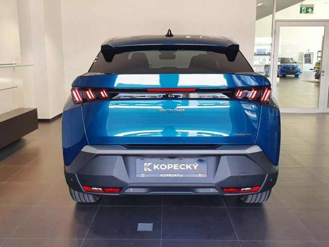Peugeot 3008, Peugeot 3008 ALLURE Hybrid 136 e-DCS6, barva modrá