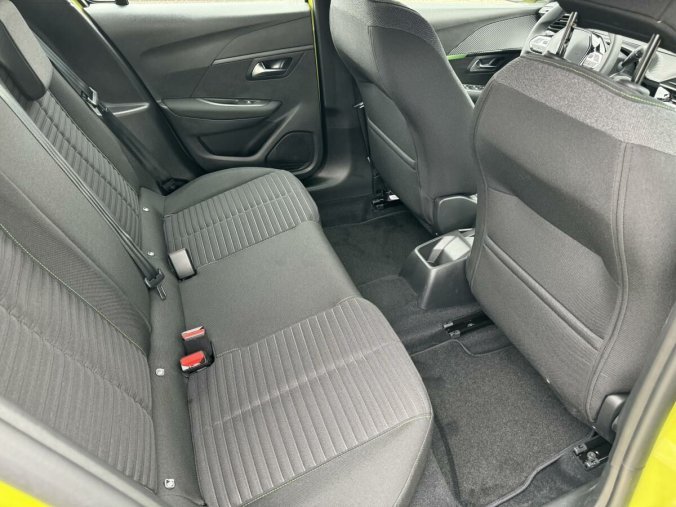 Peugeot 208, Peugeot 208 ACTIVE - IHNED K ODBĚRU, barva žlutá