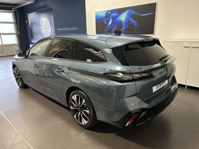 Peugeot 308, Peugeot 308 SW ALLURE Hybrid 145 e-DCS6, barva modrá