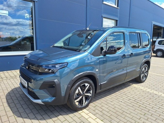 Peugeot Rifter, Peugeot Rifter GT BHDi 130 EAT8, barva modrá