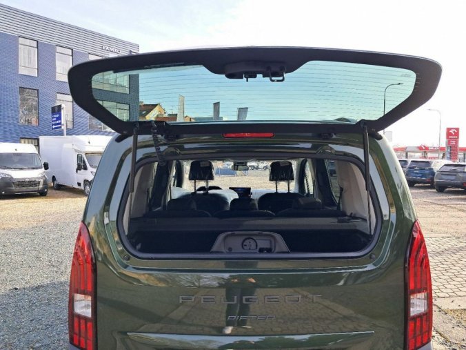 Peugeot Rifter, Peugeot Rifter ALLURE BlueHDi 100 S&S MAN, barva zelená