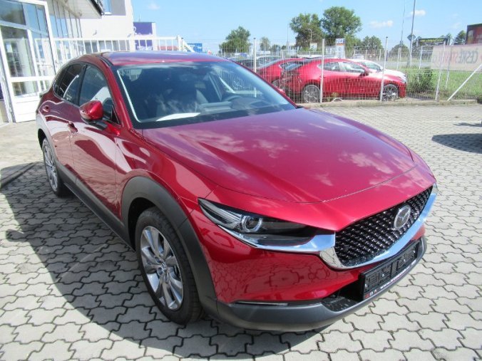 Mazda CX-30, 2,0i 90 kW, barva červená