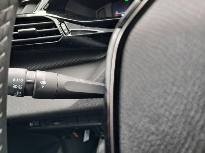 Peugeot 308, Peugeot 308 308 SW STYLE BlueHDi 130 S&amp, barva bílá