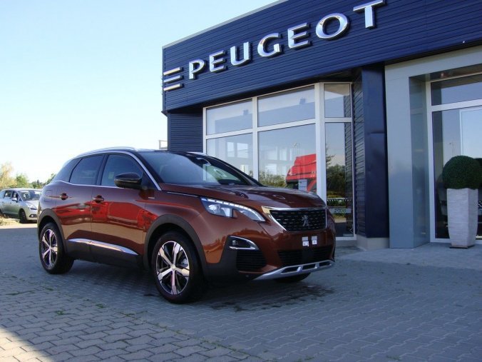 Peugeot 3008, GTline 1.6 180k EAT8, barva hnědá