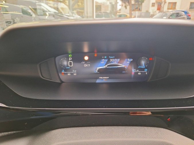 Peugeot 408, Peugeot 408 ALLURE Hybrid 145 e-DCS6, barva modrá