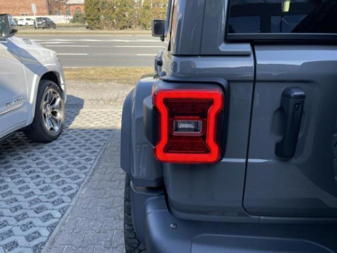 Jeep Wrangler, Unlimited Rubicon 392 RECON, barva šedá