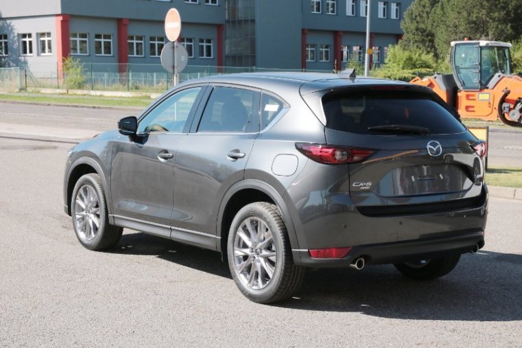 Mazda CX-5, 2,5 Skyactiv-G 194k, barva šedá