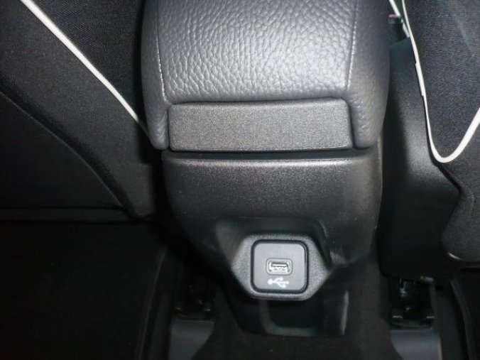 Fiat 500X, 1.0 Firefly 120k city cross, barva zelená