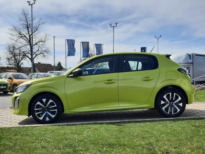 Peugeot 208, Peugeot 208 STYLE 1,2PT 100k M6, barva žlutá