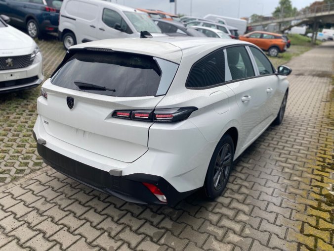 Peugeot 308, Peugeot 308 SW ACTIVE BlueHDi 130 EAT8 - 9058, barva bílá