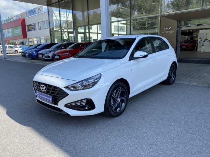 Hyundai i30, 1,5i 81 kW MT, barva bílá