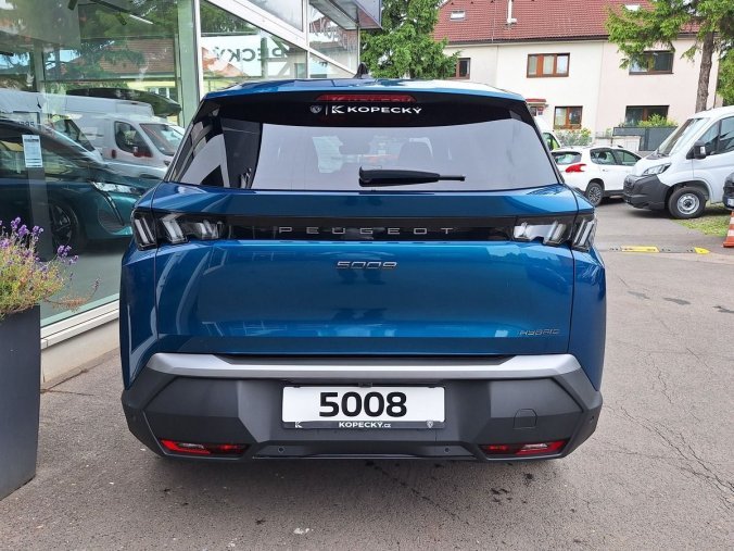 Peugeot 5008, Peugeot 5008 ALLURE Hybrid 145 e-DCS6, barva modrá