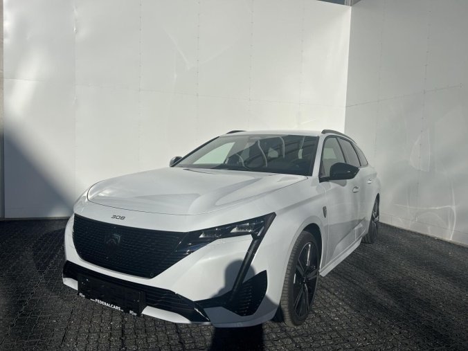 Peugeot 308, Peugeot 308 SW GT Hybrid 145 e-DCS6, barva bílá
