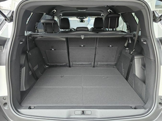 Peugeot 5008, Peugeot 5008 ALLURE PACK 1.2 PT 130K EAT8, barva bílá