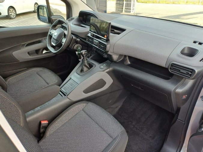 Peugeot Rifter, Peugeot Rifter Long Allure 1.5 HDI 130k 7míst, barva stříbrná