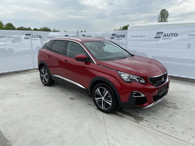 Peugeot 3008, ALLURE 1.2 PureTech 130k MAN6, barva červená