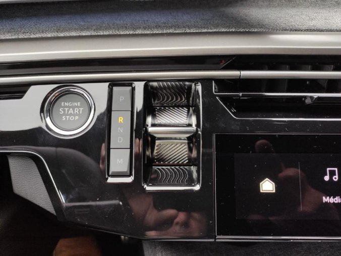 Peugeot 3008, Peugeot 3008 GT 1.2 HY 145k AUT 6, barva modrá