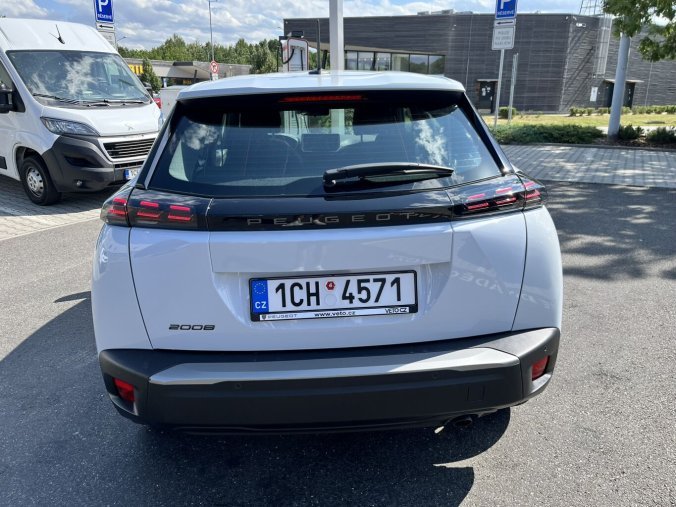 Peugeot 2008, Peugeot 2008 BUSINESS Turbo 100k MAN6, barva bílá