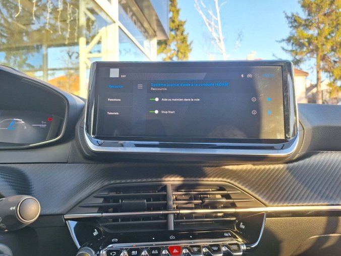 Peugeot 208, Peugeot 208 ALLURE Hybrid 110 e-DCS6, barva šedá