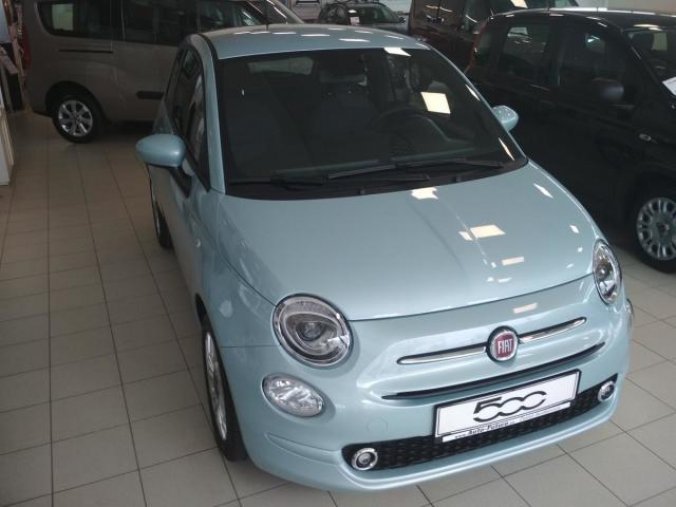 Fiat 500, 1.0 BSG 70k Club, barva zelená