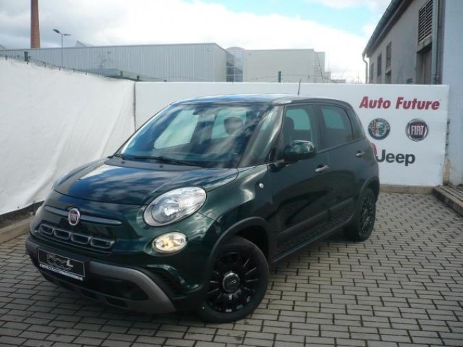 Fiat 500L, 1.4 16v 95k Connect, barva zelená