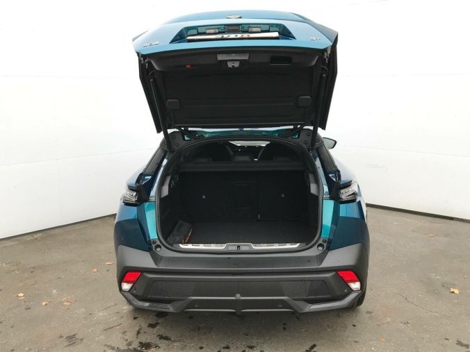 Peugeot 408, Peugeot 408 GT Hybrid e-DCS6 1,2 PureTech, barva modrá