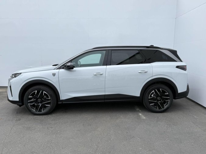 Peugeot 5008, Peugeot 5008 GT e-DCS6 Hybrid, barva bílá