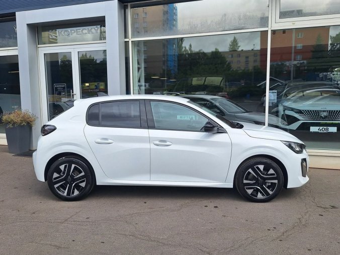 Peugeot 208, Peugeot 208 ALLURE 1.2 PT 100k MAN6, barva bílá