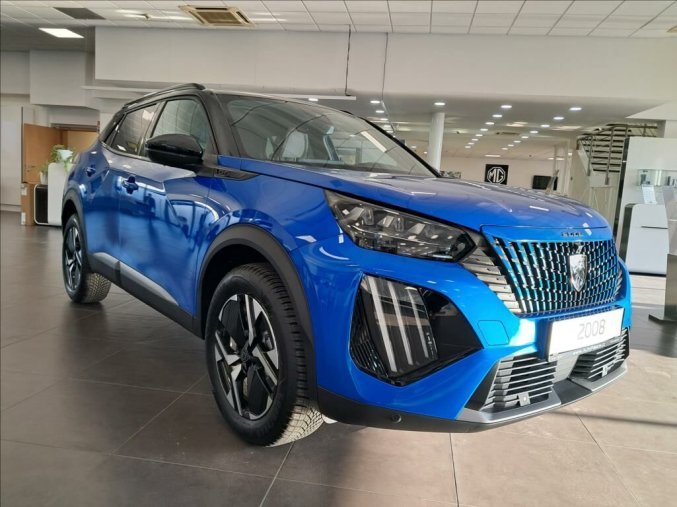 Peugeot 2008, Peugeot 2008 1,2 PureTech 130k EAT8  GT, barva modrá