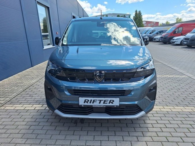 Peugeot Rifter, Peugeot Rifter GT BHDi 130 EAT8, barva modrá