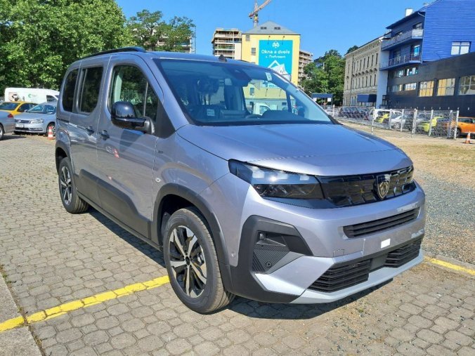 Peugeot Rifter, Peugeot Rifter GT BlueHDi 130 S&S EAT8, barva šedá