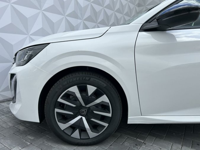 Peugeot 208, Peugeot 208 STYLE PureTech100 MAN6, barva bílá