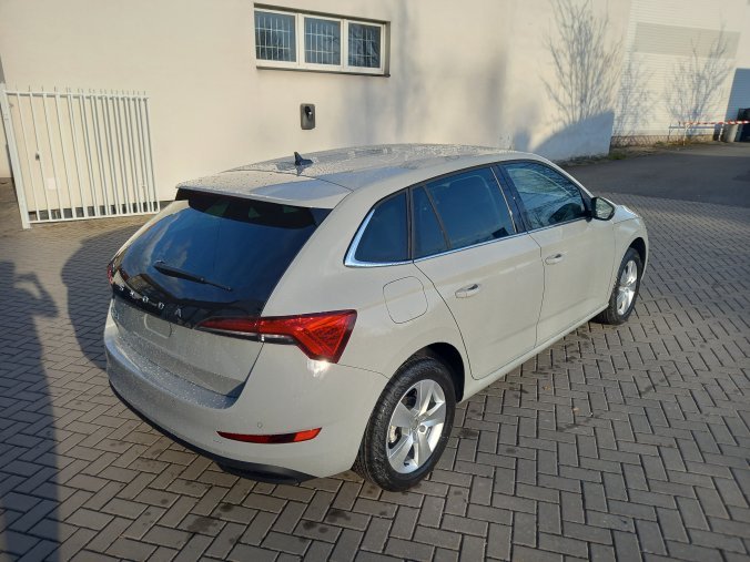 Škoda Scala, 1,5 TSI 110 kW 6-stup. mech., barva šedá