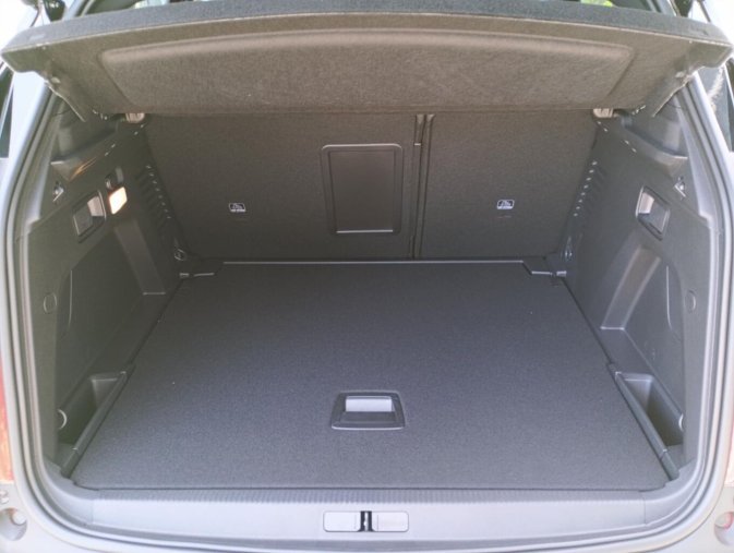 Peugeot 3008, Peugeot 3008 GT PACK 1.2 PureTech 130 EAT8, barva červená