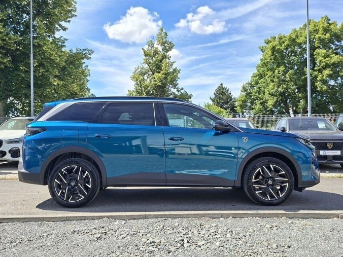 Peugeot 5008, Peugeot 5008 GT - SUMMER BLUE 145 e-DCS6, barva modrá