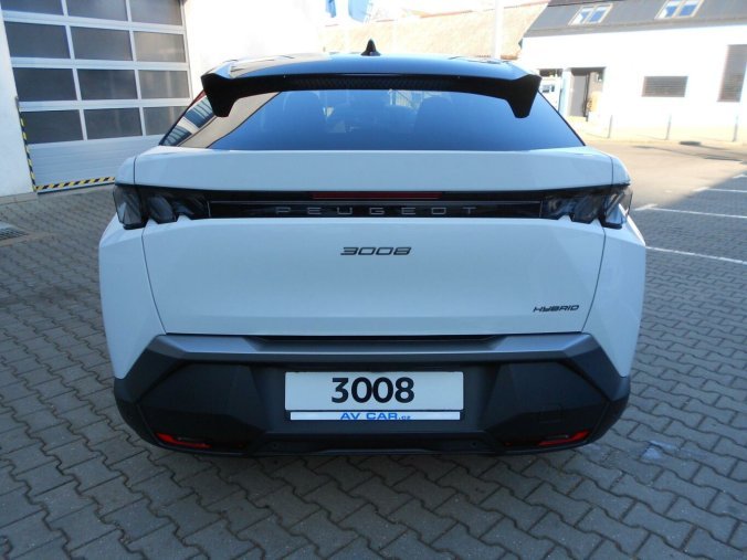Peugeot 3008, Peugeot 3008 GT Hybrid 136 e-DCS6, barva bílá