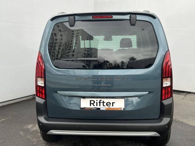 Peugeot Rifter, Peugeot Rifter GT S&S EAT8 1,5 BlueHDi, barva modrá