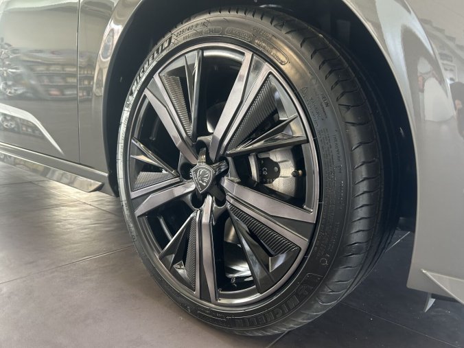 Peugeot 308, Peugeot 308 SW GT Hybrid 145 e-DCS6, barva šedá