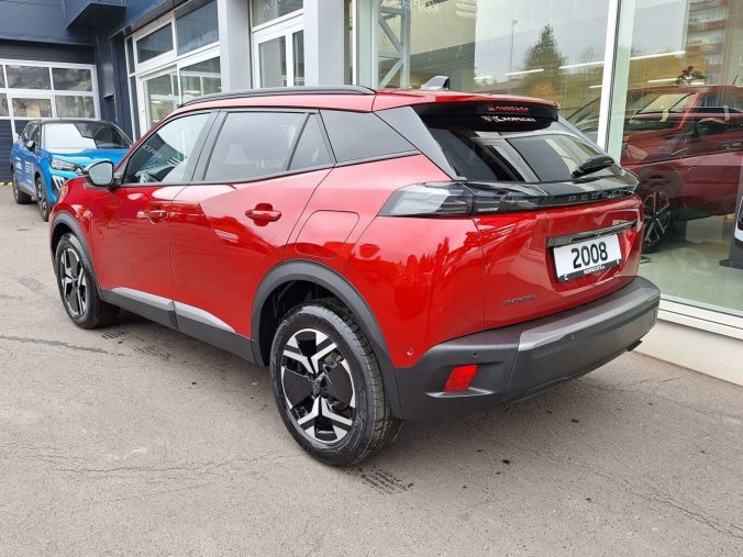 Peugeot 2008, Peugeot 2008 ALLURE 1.2 TURBO 100k MAN6, barva červená