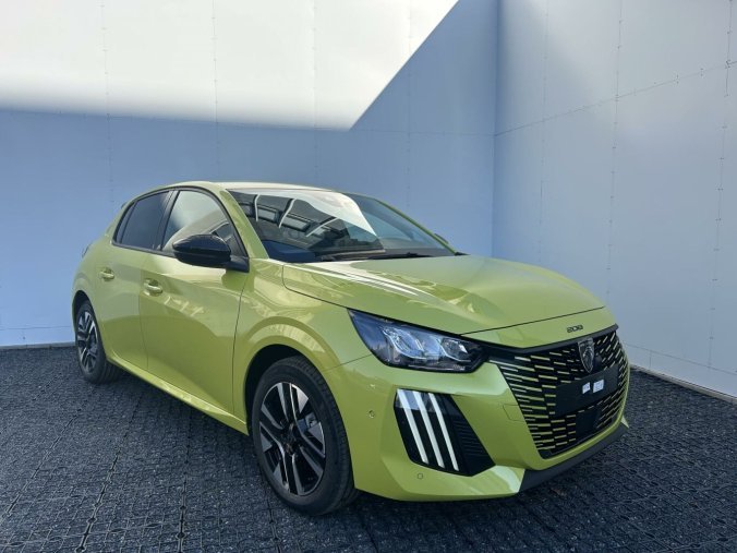 Peugeot 208, Peugeot 208 ALLURE Elektromotor 100 kW/136, barva zelená