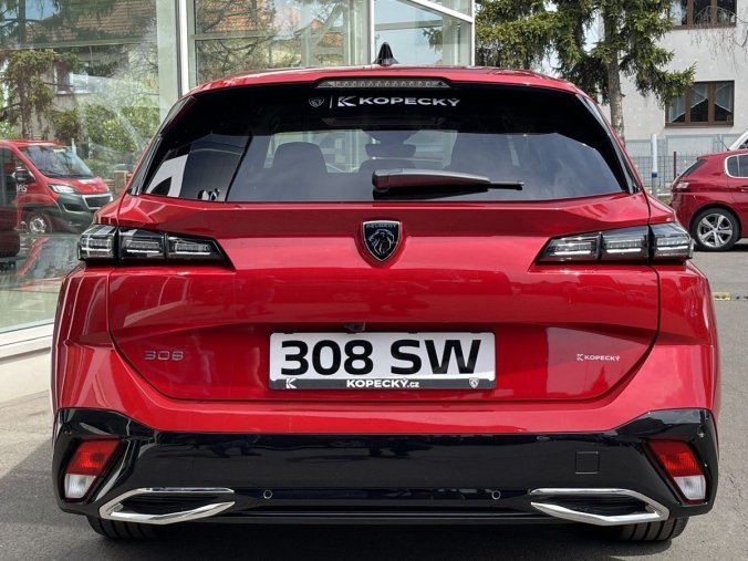Peugeot 308, Peugeot 308 SW ALLURE 1.5 BHDi 130k EAT8, barva červená