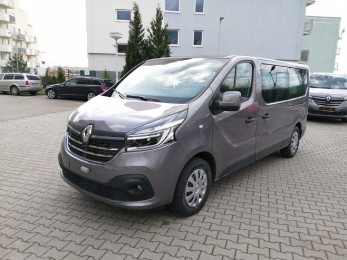 Renault Trafic, L2P2 145 EDC Passenger, barva šedá